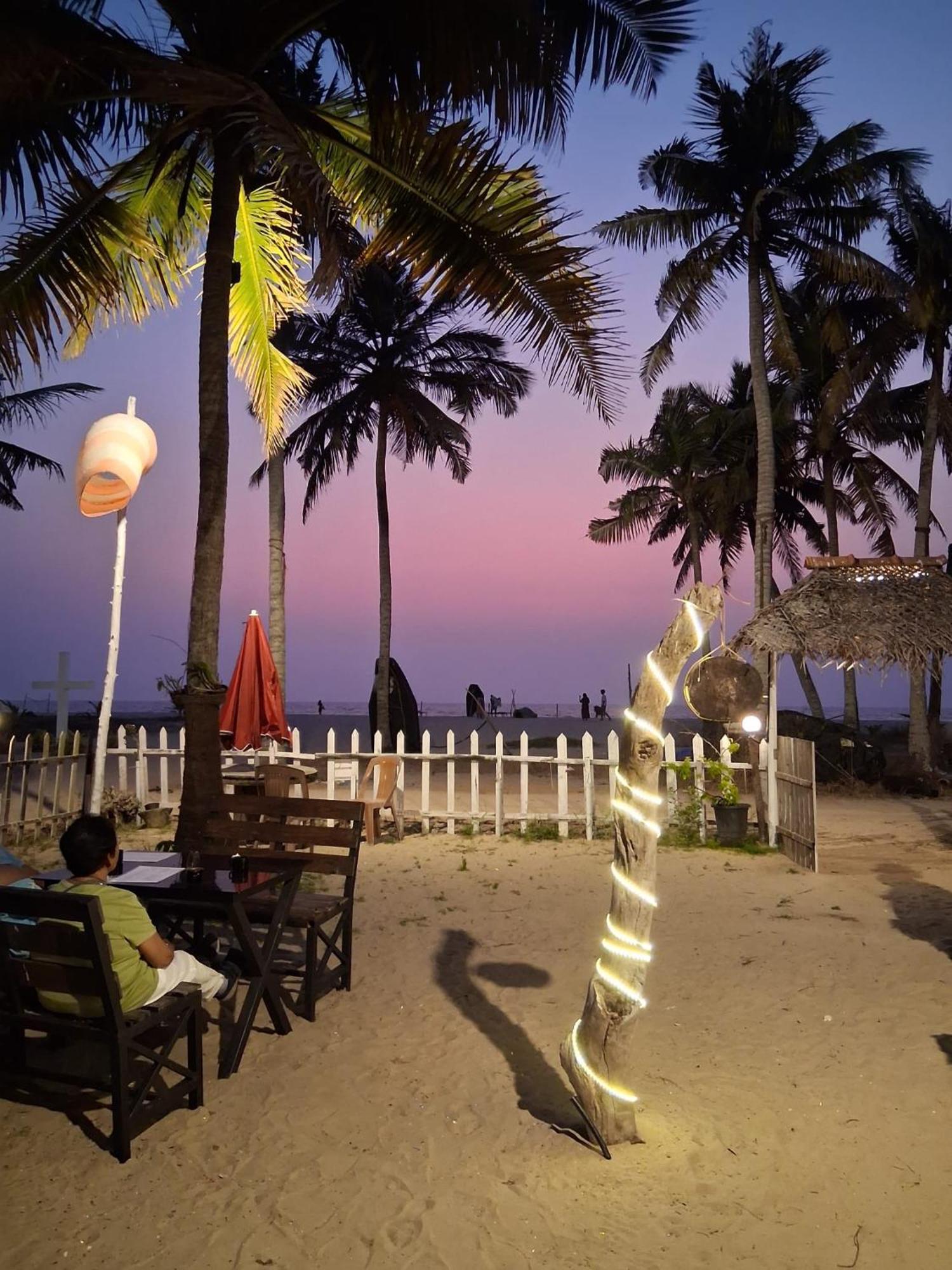 Shoreline Marari Beach Villa At Golden Beach Mararikulam Alappuzha Exteriér fotografie